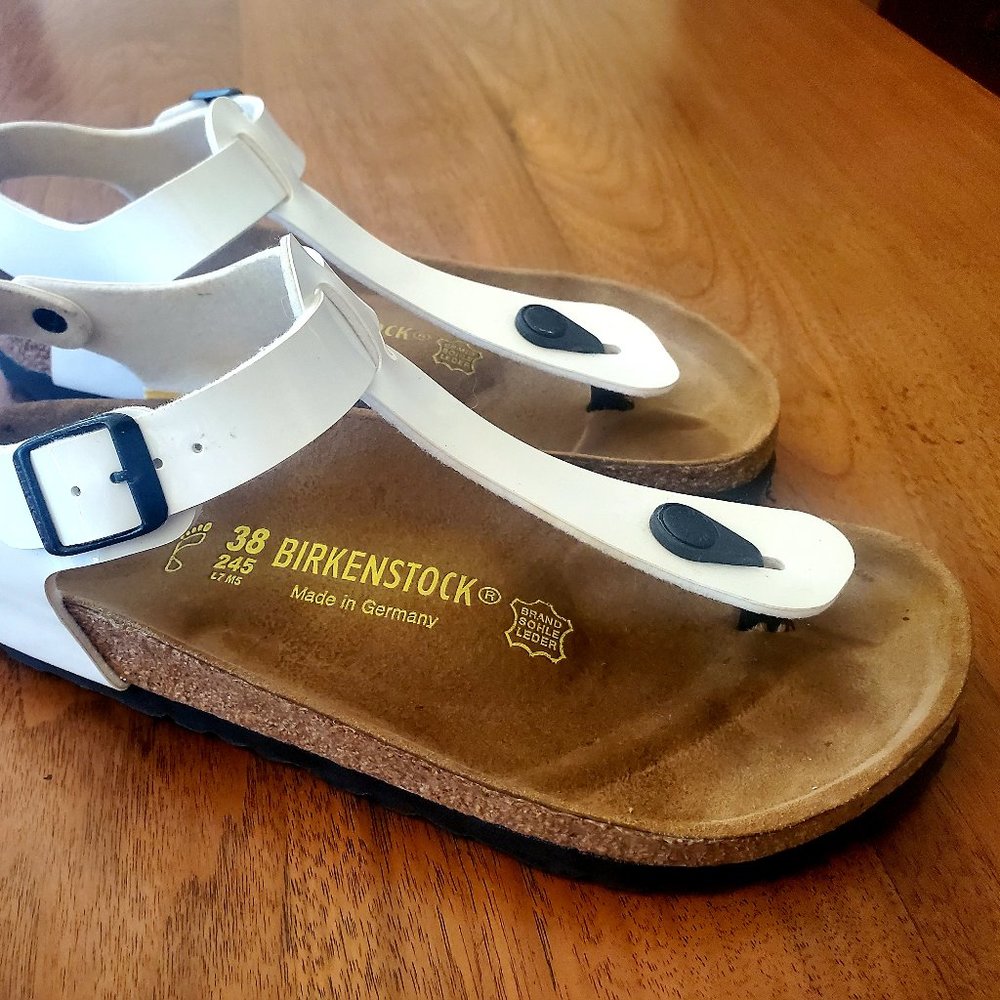 NWOT Birkenstock Gizeh White Patent Leather | 38